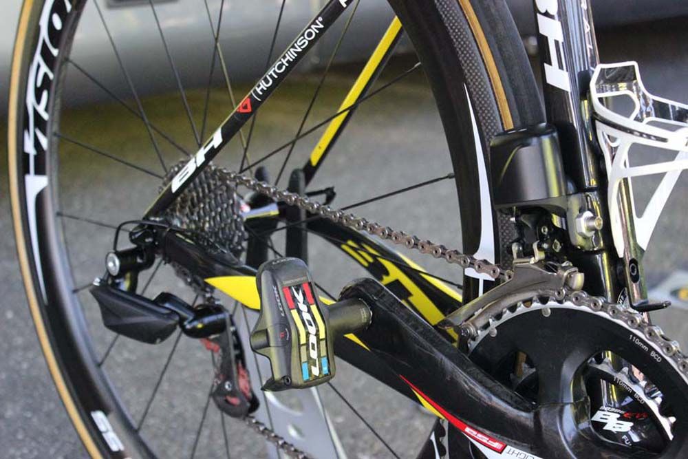 The FSA electronic gears on Bryan Coquard's bike