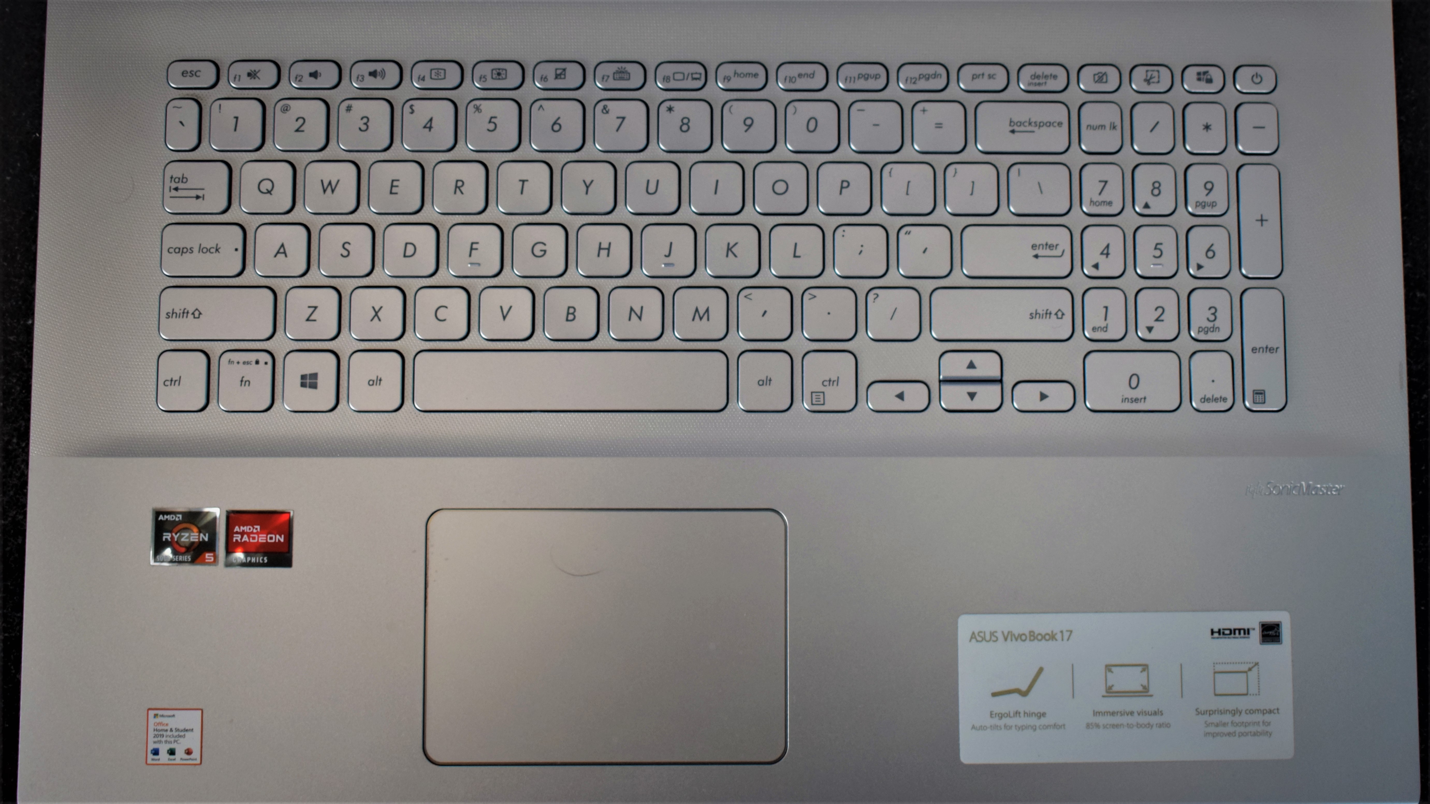 Asus Vivobook 17 M712