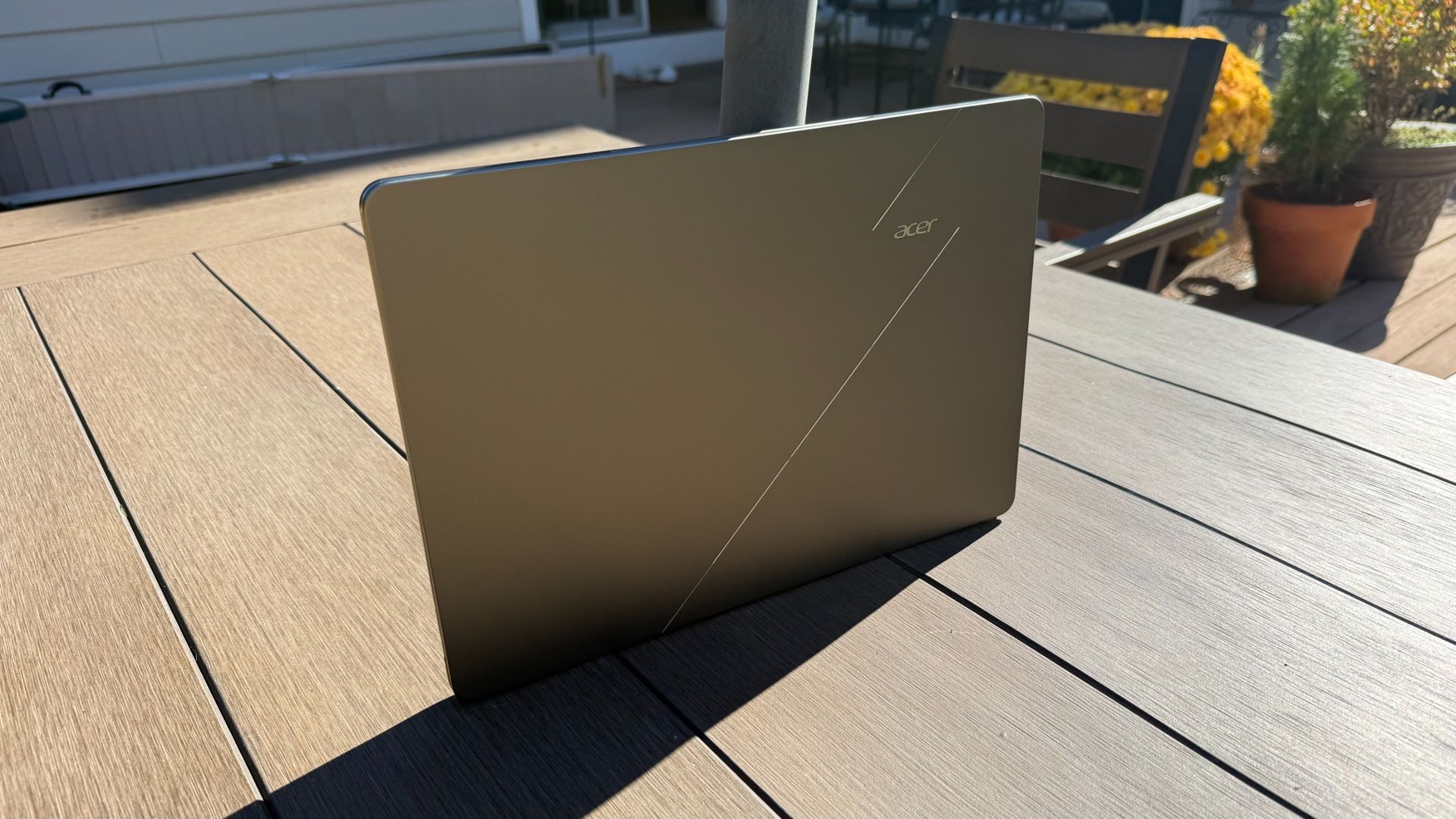 The Acer Swift Air 14 is attractive in its various colors. The reviewed model came in Sage green.