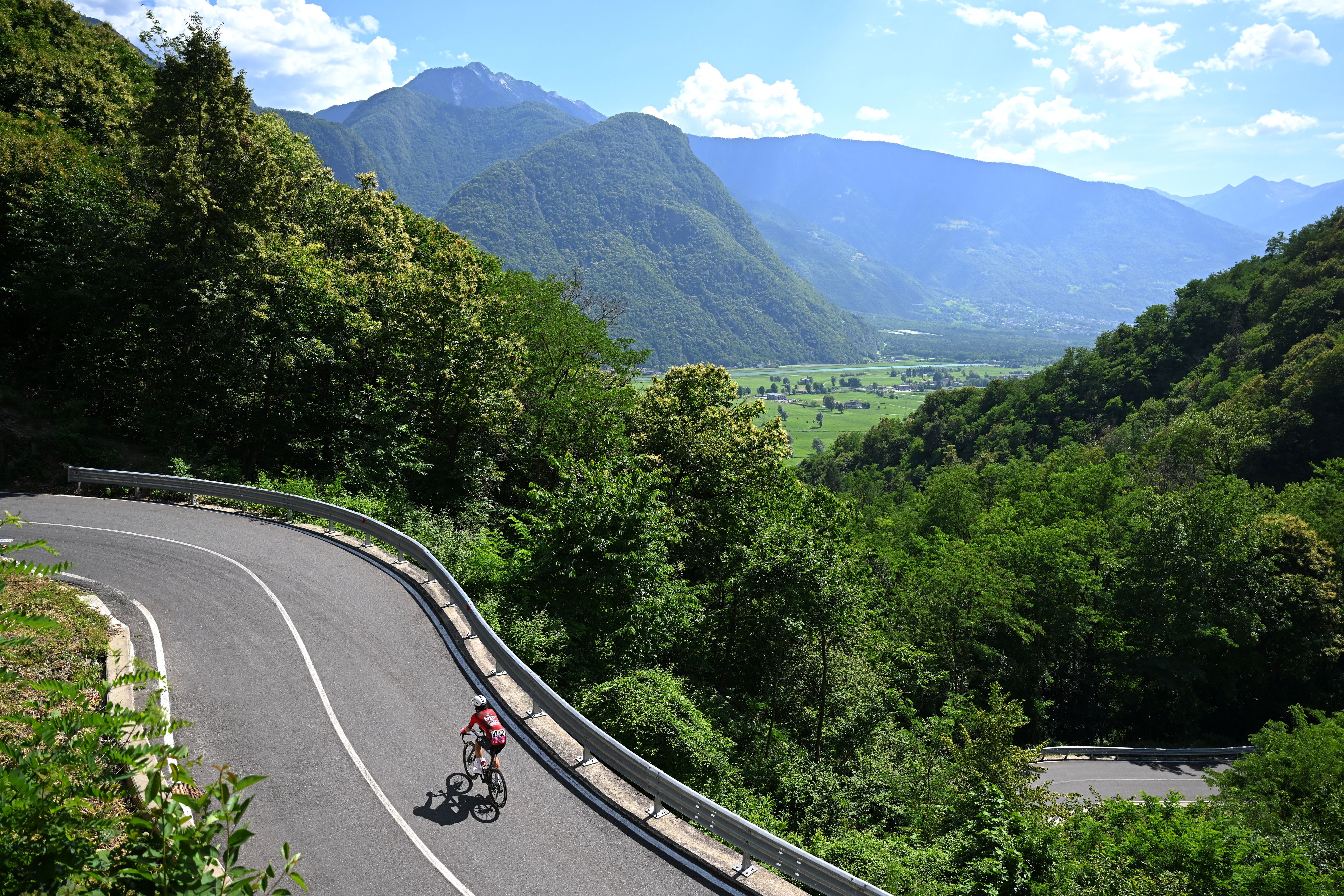 Tour de Suisse Men stage 1 LIVE: Fredrik Dversnes leads solo after distancing breakaway partner on first climb