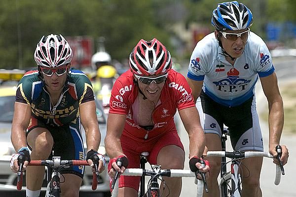 Jay Thomson (South Africa), Pete McDonald (Drapac-Porsche) and Thomas Erler (Tabriz Petrochemicals)