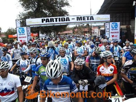 All lined up at the start of the Copa Cannondale