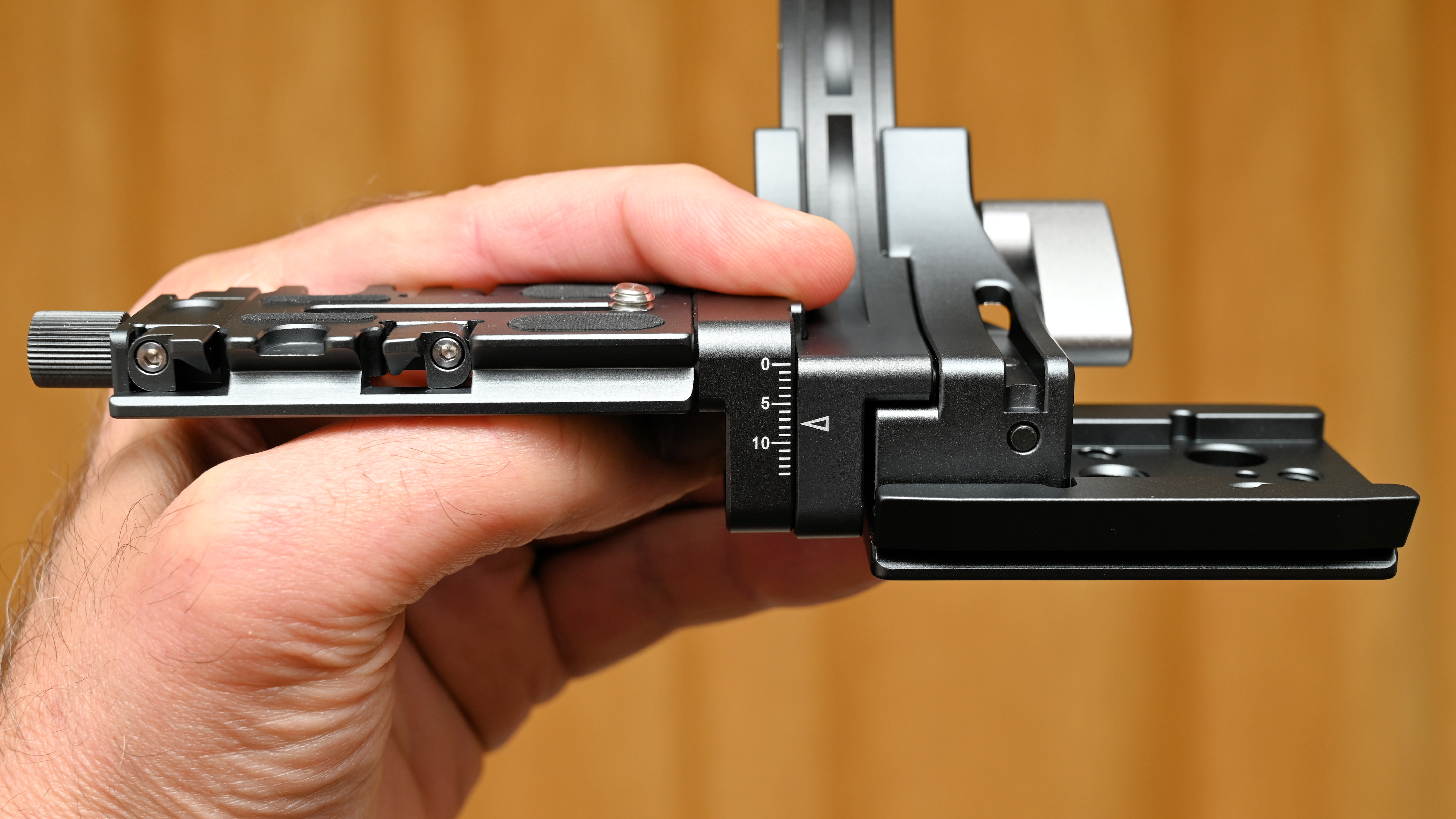 Benro QRB95DUAL Quick Rotation Lens Bracket