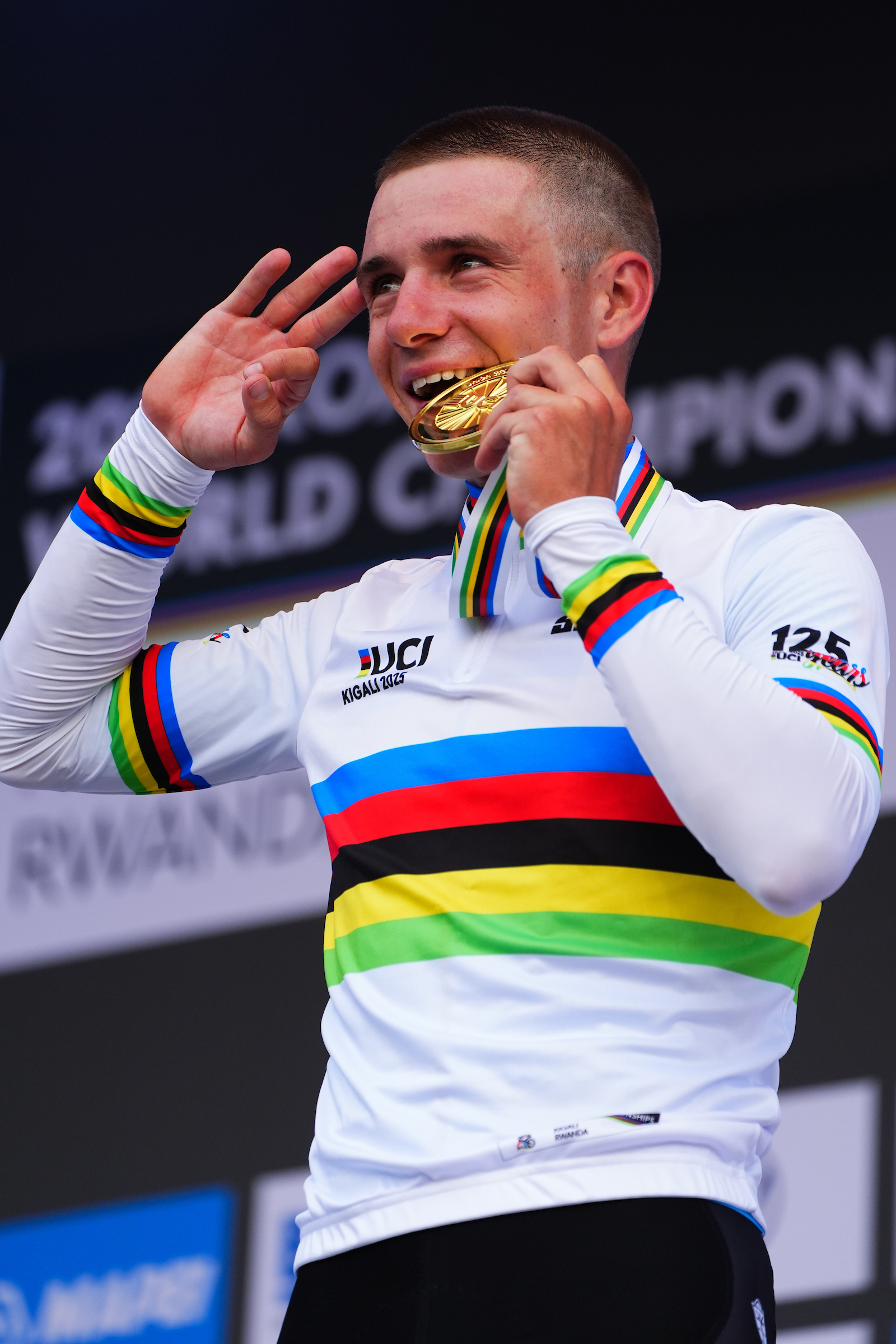 Picture by Zac Williams/SWpix.com - 21/09/2025 - Cycling - 2025 UCI Road World Championships - BK Arena to Kigali Convention Centre, Kigali, Rwanda - Men Elite Individual Time Trial (ITT) Podium - Remco Evenepoel (Belgium) receiving the Gold Medal to become World Champion