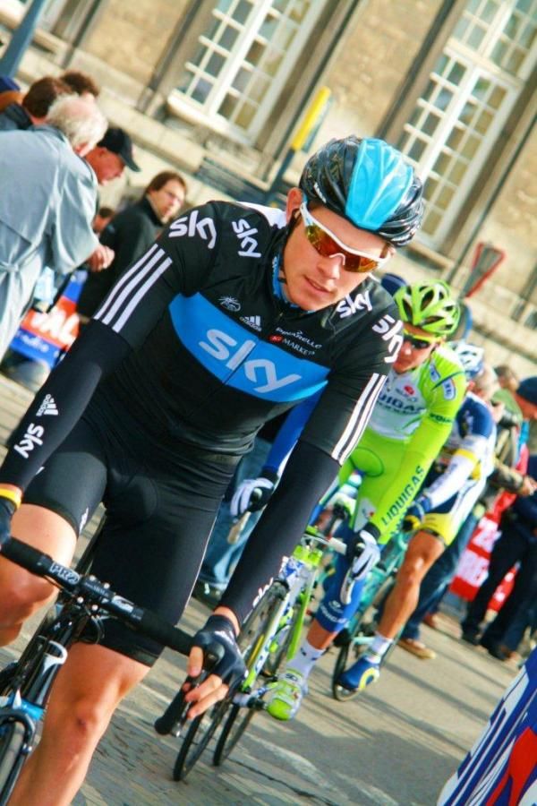 A team Sky rider on the way to the start