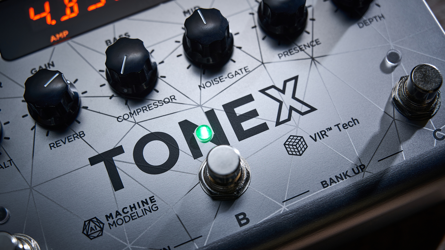 IK Multimedia TONEX Pedal Bass Edition