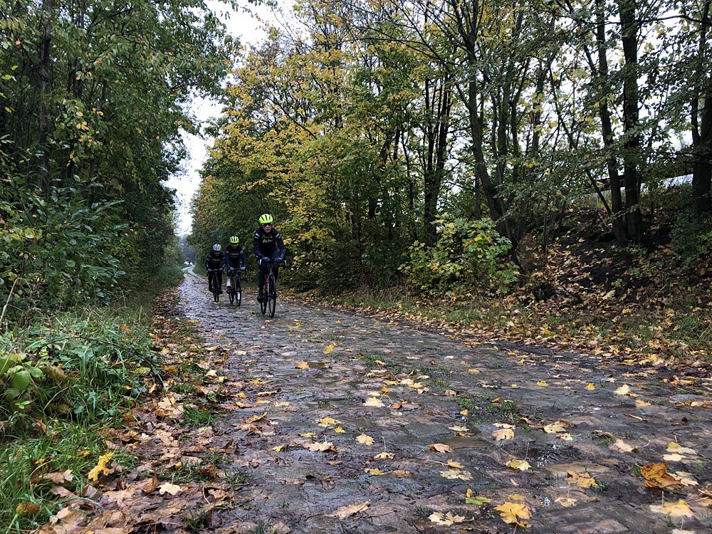Ellen van Dijk, Audrey Cordon-Ragot and director Ina Teutenberg preview Paris-Roubaix
