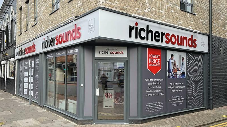 Richer Sounds shop in Cambridge
