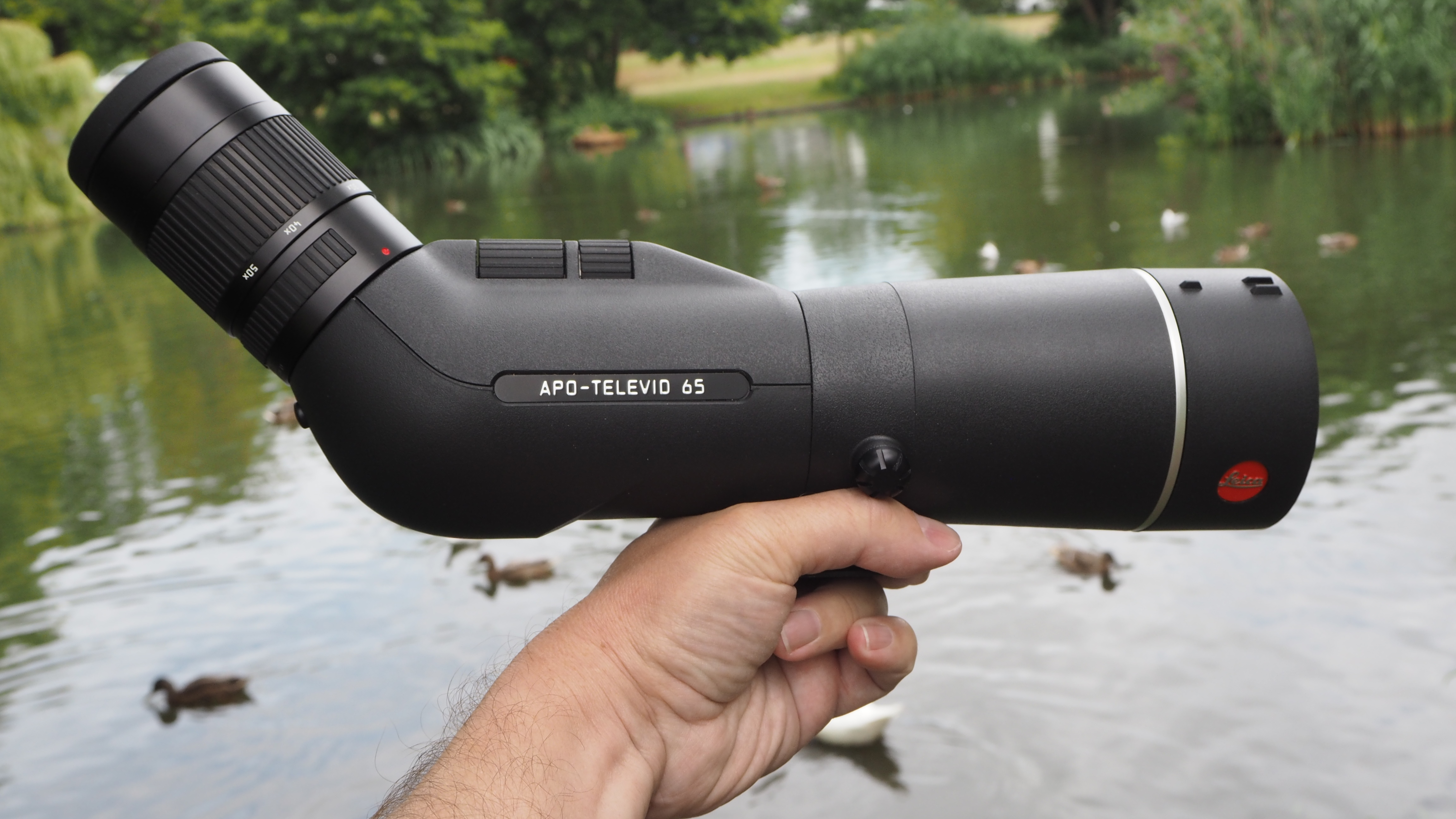 Leica APO-Televid 65 spotting scope