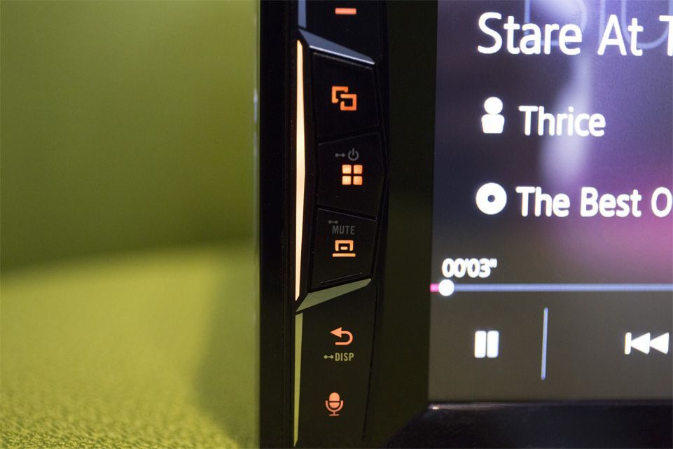 Pioneer AVH501EX Review | Top Ten Reviews