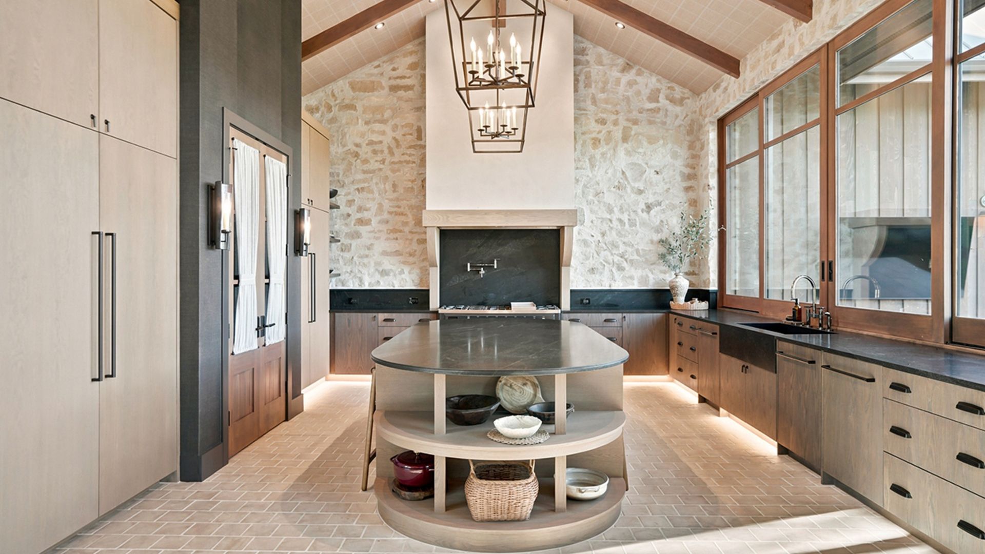 Built in 2026, Harmony, a four-bedroom modern lake house in Central Oregon's Tanager Bend, Oregon, community