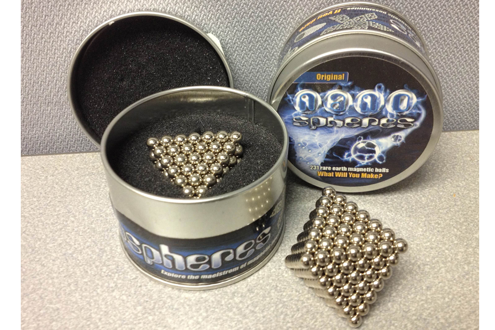 Nanospheres Magnetic Desk Toys