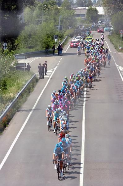 Garmin-Barracuda riders set tempo in the peloton.