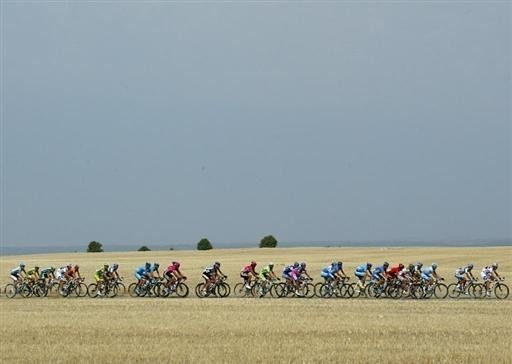 The peloton framed against the Spanish countryside