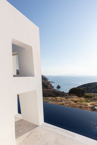 White geometries of Greek island home designed by ARP architects