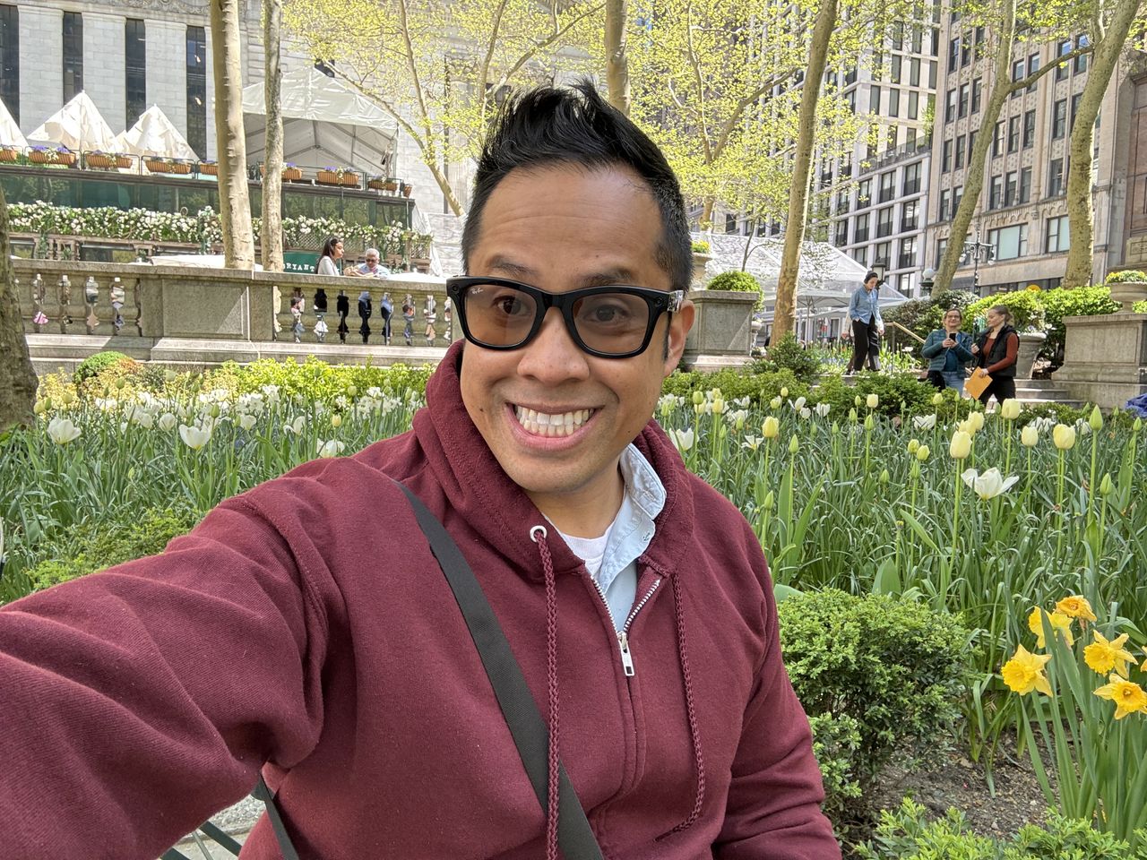 Apple iPhone 15 Pro Max selfie sample.