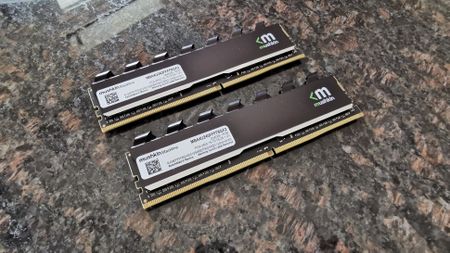 Mushkin Blackline DDR4-2400 16GB