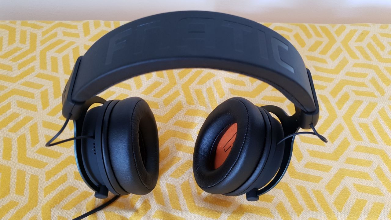 Fnatic React Plus gaming headset
