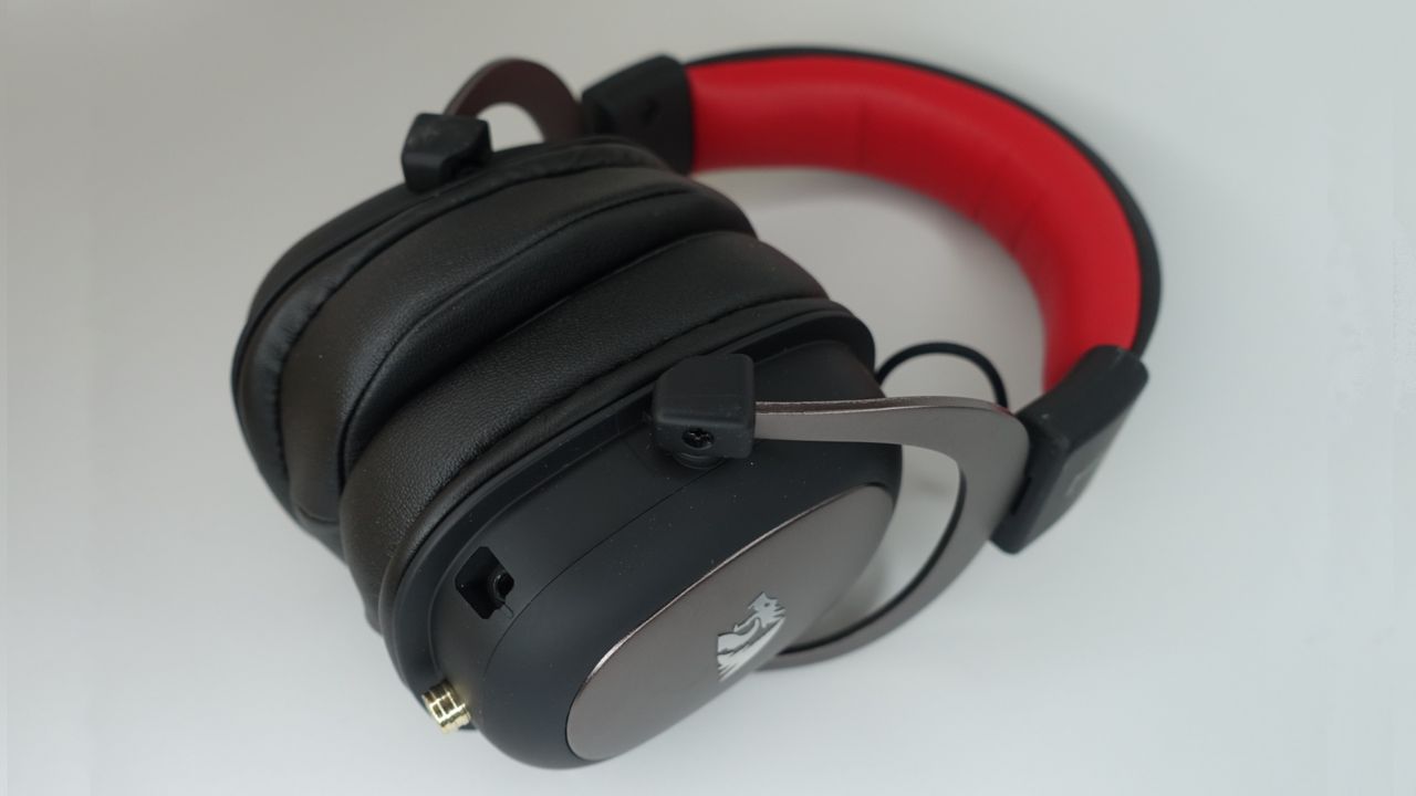 Redragon H510 Zeus 2