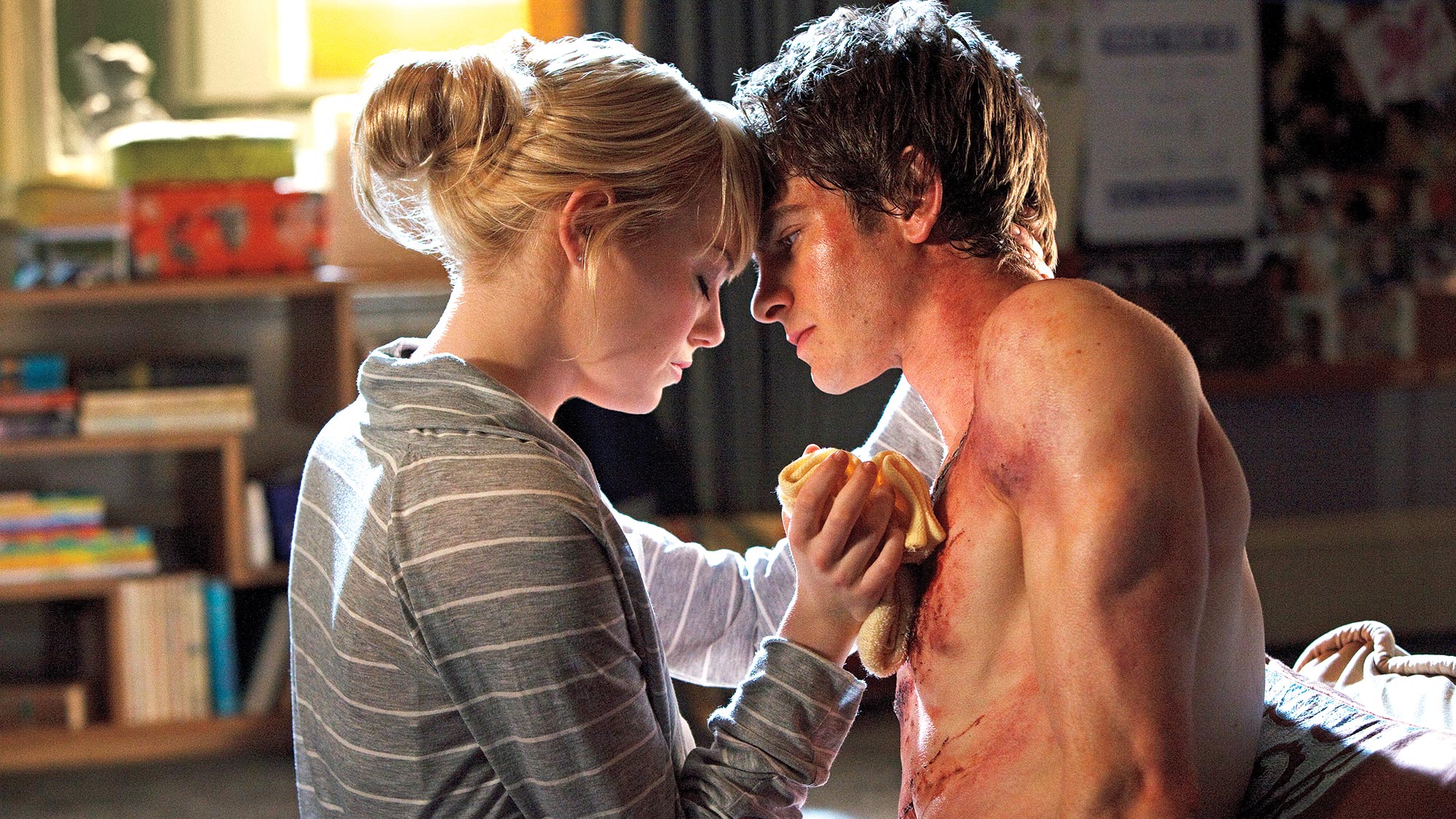 Kirsten Dunst and Andrew Garfield in Amazing Spider-Man 2