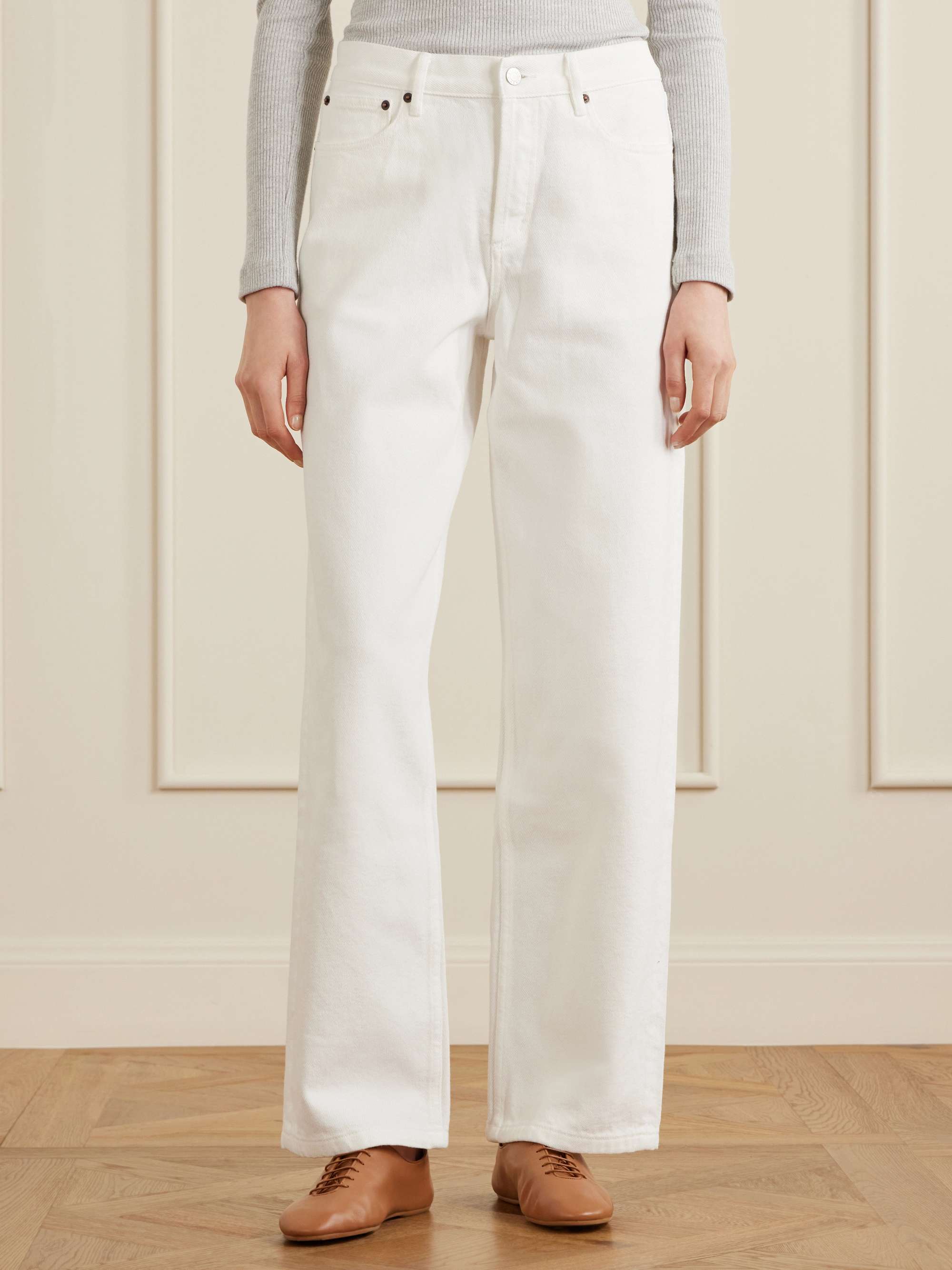 Everyday Straight-Leg Jeans