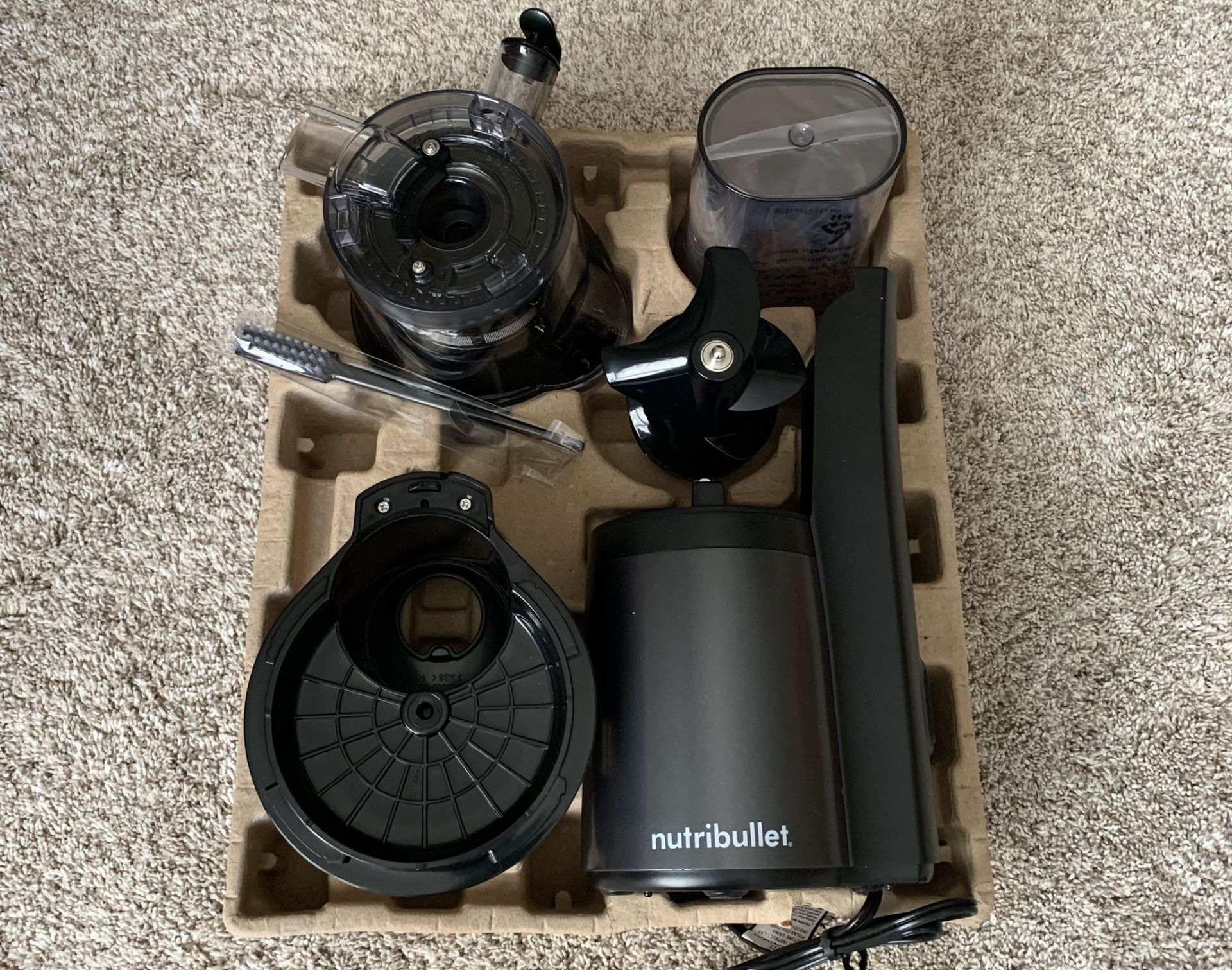 NutriBullet Slow Juicer