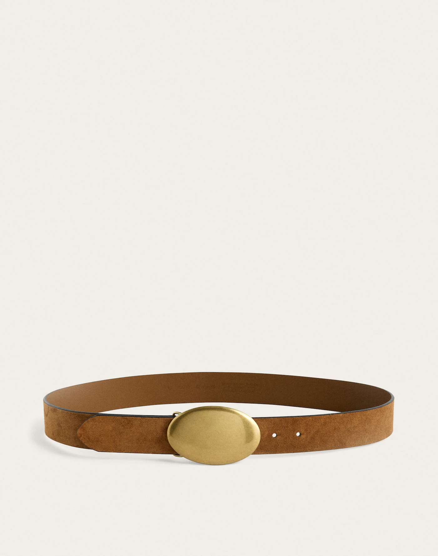 Oval Plaque-Buckle Belt