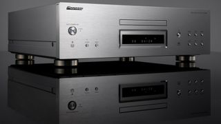 SACD players like the Pioneer PD-70AE-S support lossless music