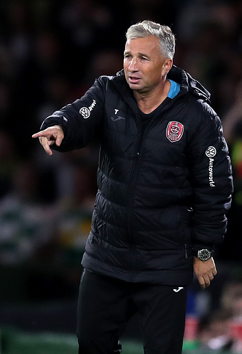 Cluj manager Dan Petrescu