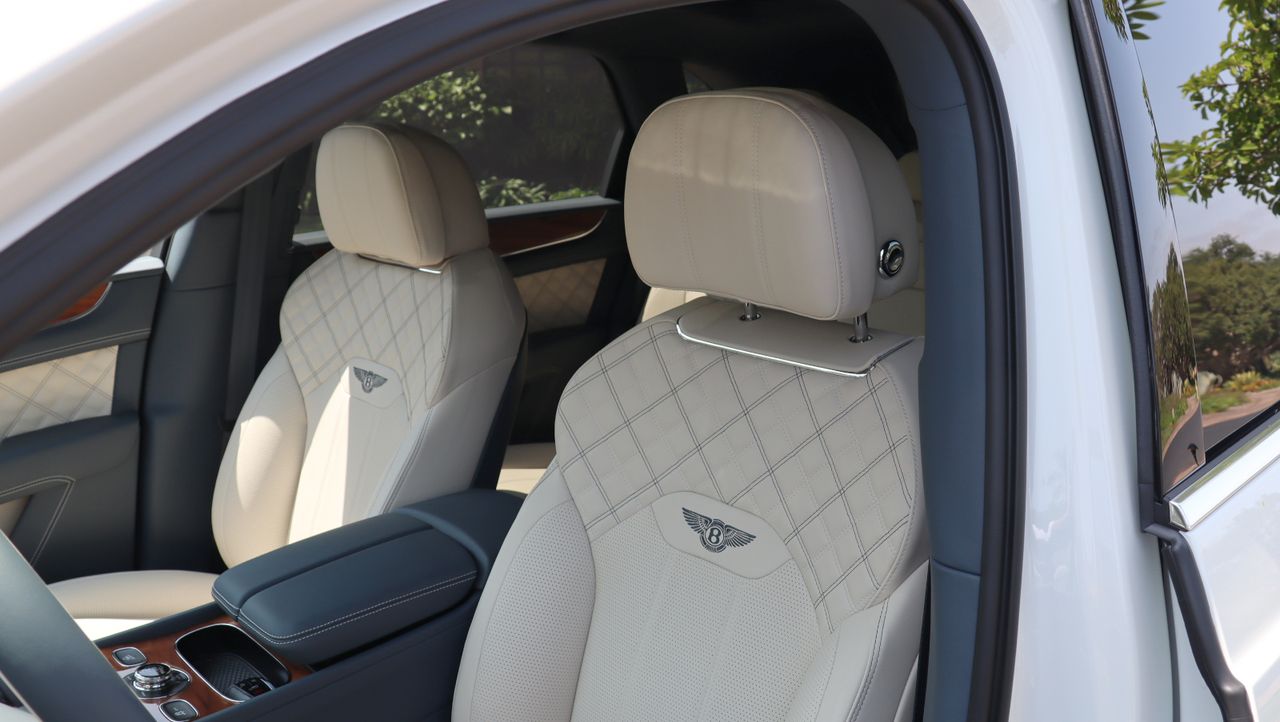Bentley Bentayga Hybrid