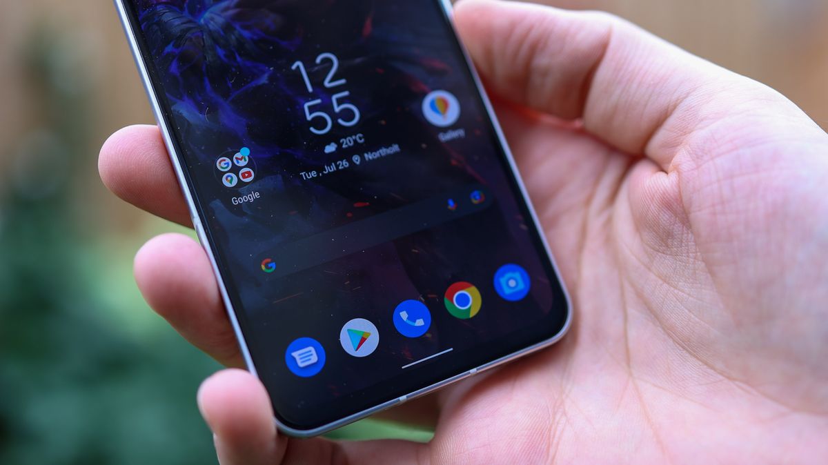 A photo of the Asus Zenfone 9