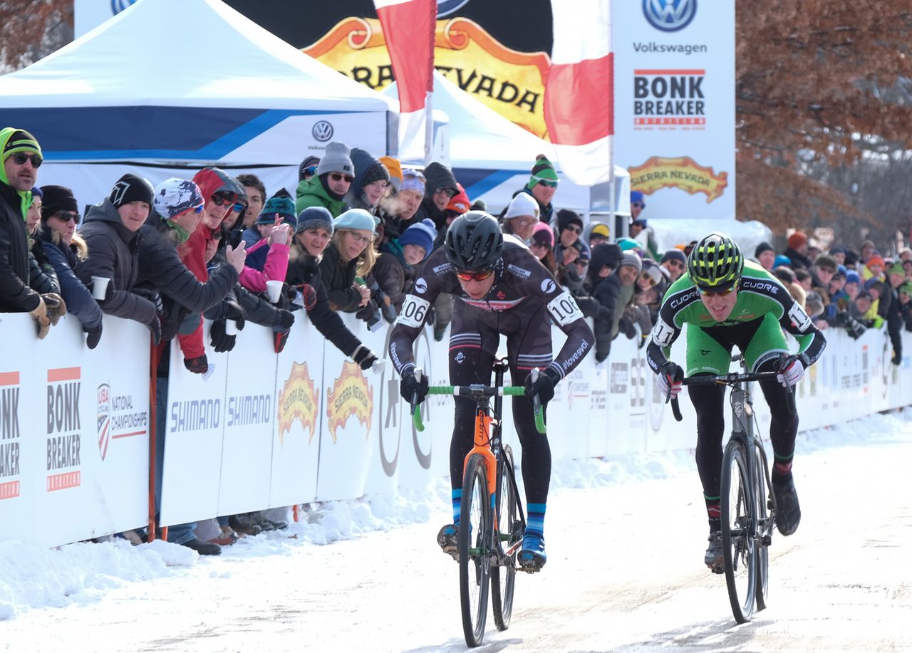 Maxx Chance (EVOL DevoElite Racing) sprinting against Gage Hecht for second place