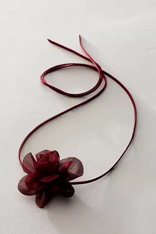 Sweetheart Flower Choker