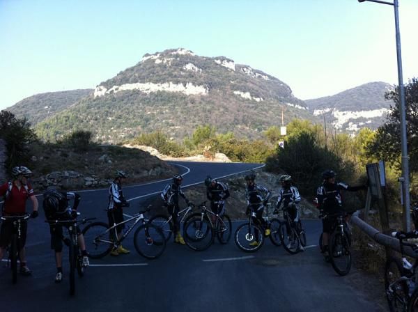 The Cannondale Factory Racing team on a training ride