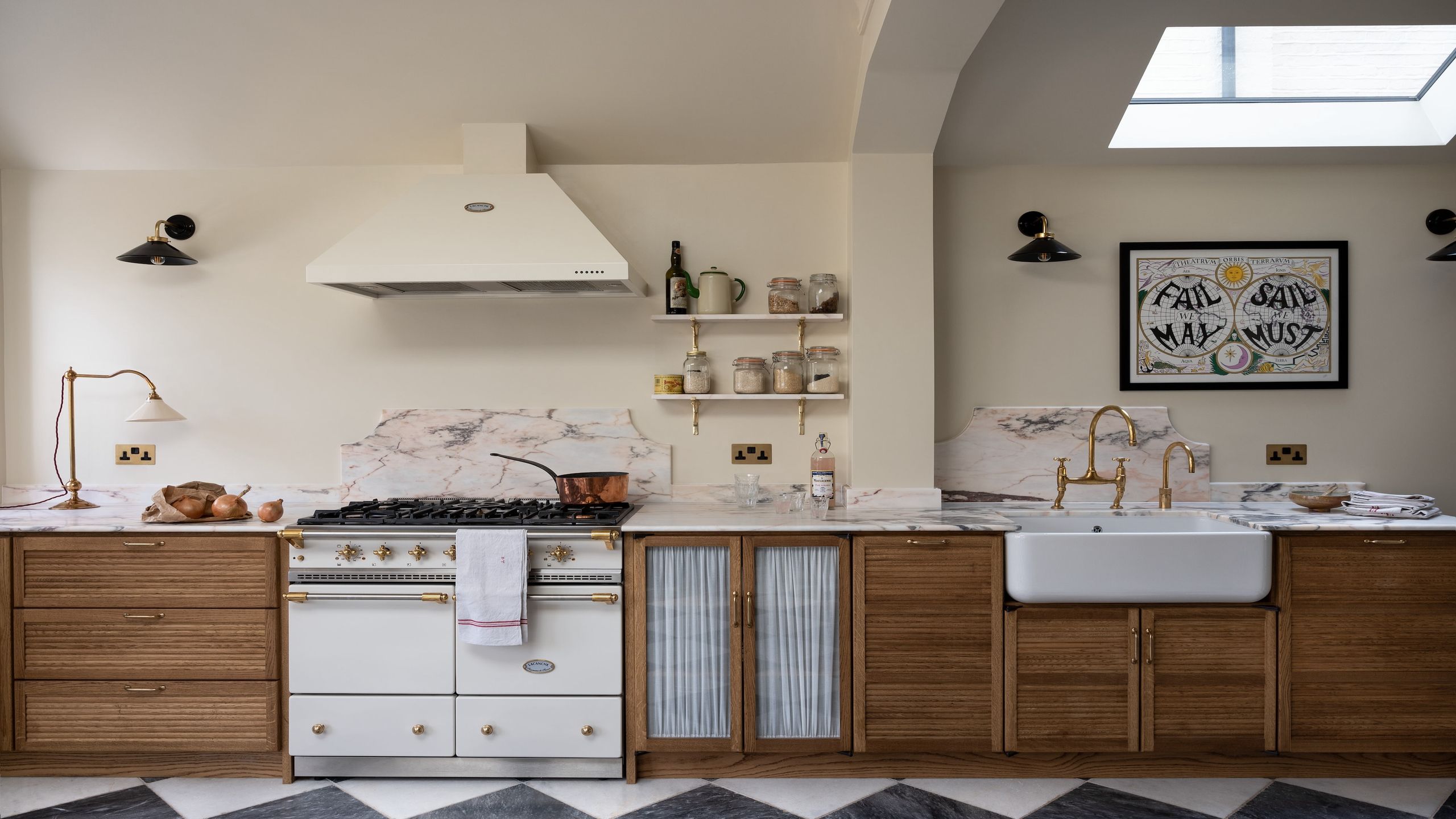 5 Kitchen Cabinet Trends Designers Are Choosing for 2026 | Livingetc
