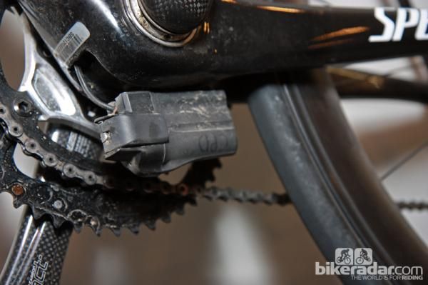Specialized looks to be mounting Shimano's Di2 battery beneath the bottom bracket on the upcoming new Roubaix.