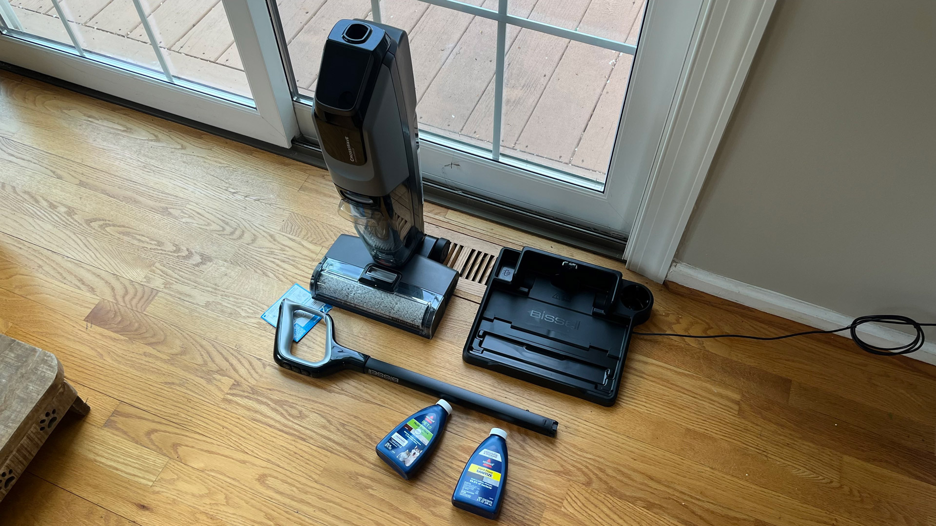 Bissell CrossWave OmniForce with included accessories