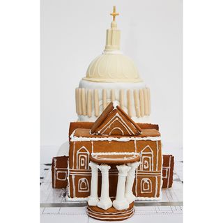 st pauls cathedral cake model