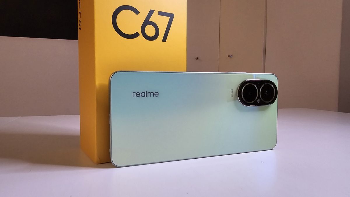 realme C67