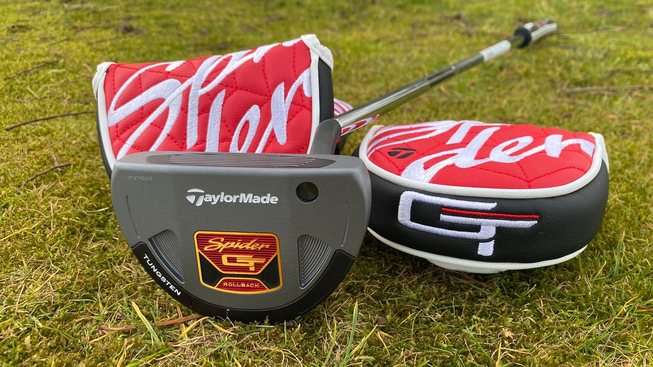 The TaylorMade Spider GT Rollback Putter lying on the ground
