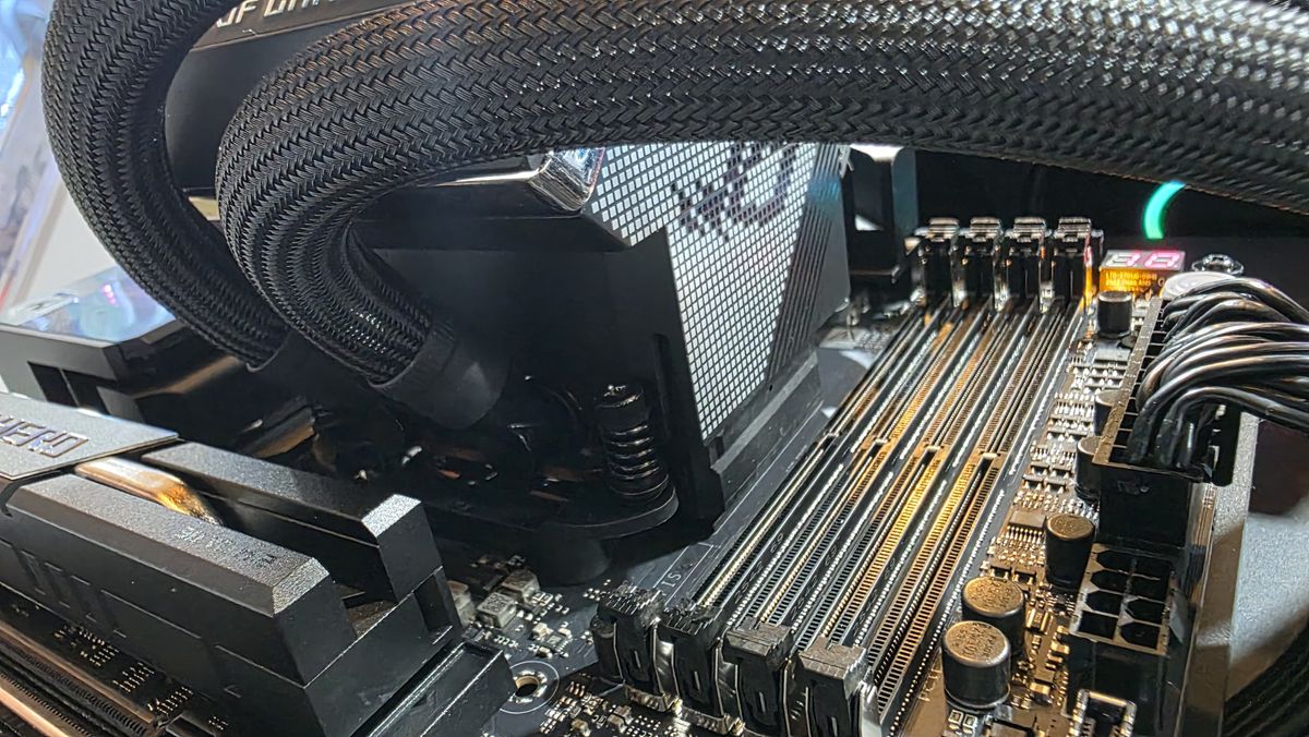 ROG Strix LC IV series