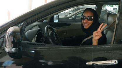 saudi arabia women driving