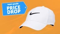 Nike Unisex Adult Dri-Fit Club Structured Swoosh Cap Hat