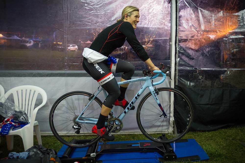 Katie Compton (Trek Factory Racing) warms up