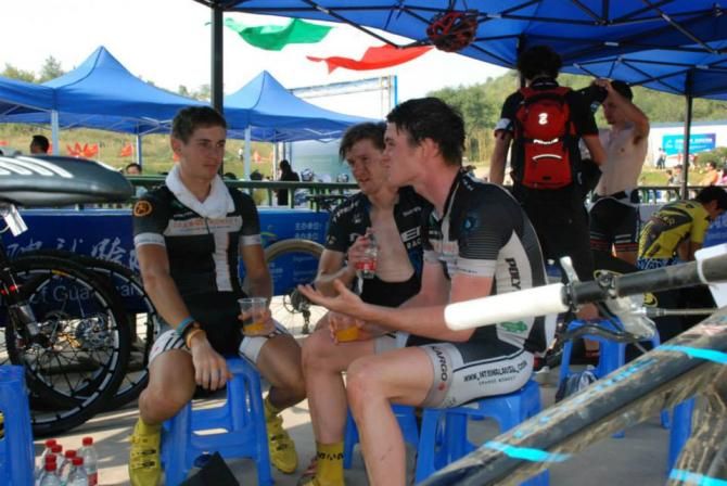 Rab Wardell with Ben Roff and David Fletcher - Guiyang International Mountain Bike Invitational, ChinaRab Wardell with Ben Roff and David Fletcher at the Guiyang International Mountain Bike Invitational, China
