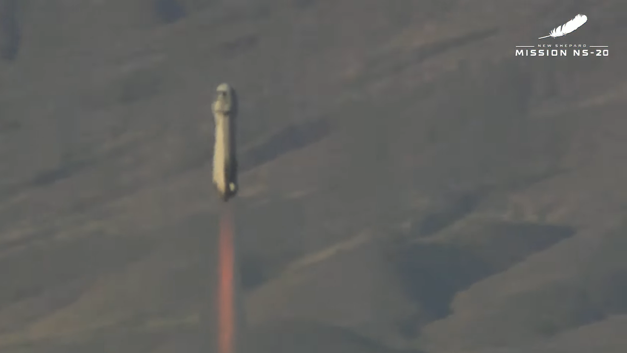 NS-20 rises above the West Texas desert on March 31, 2022.