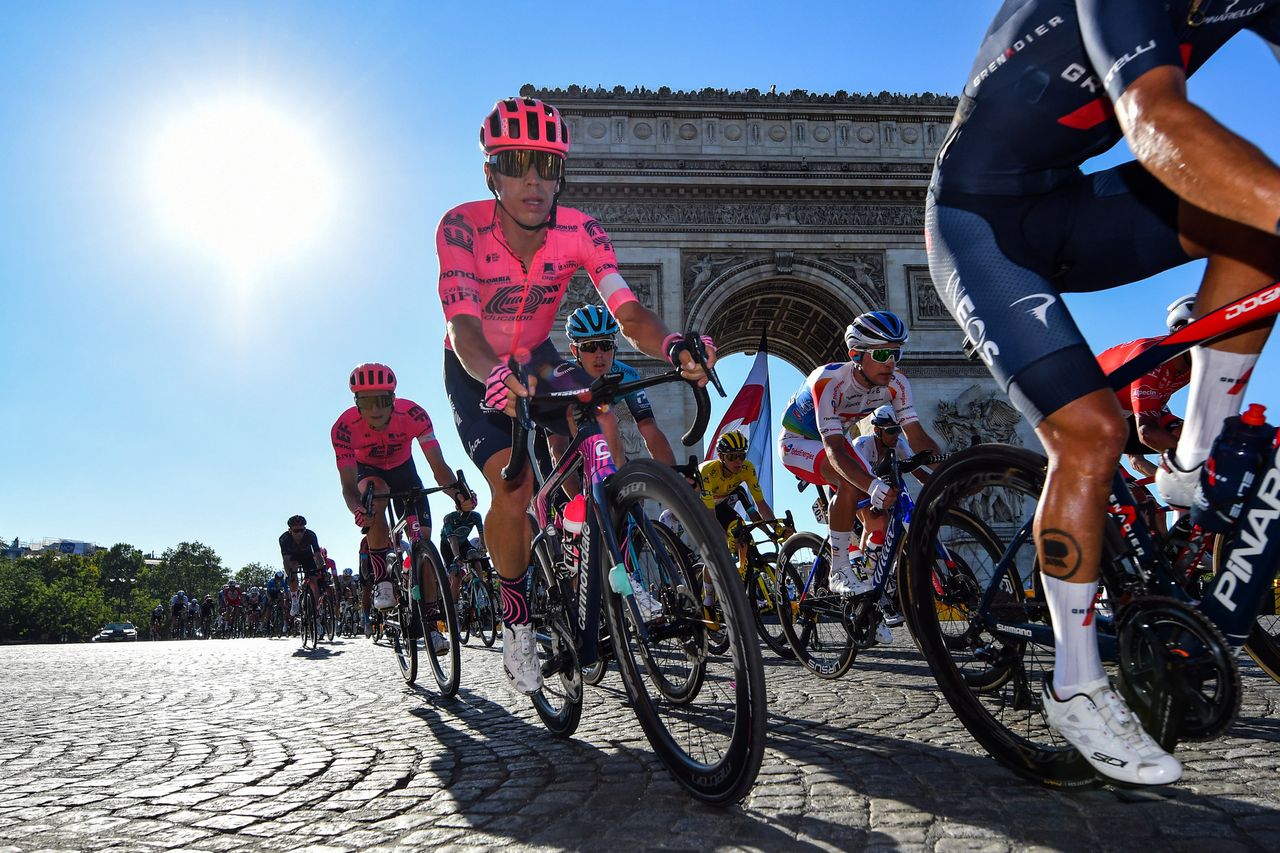 Tour de France 2021 108th Edition 21th stage Chatou Paris Champs Elysees 1084 km 18072021 Rigoberto Uran COL EF Education Nippo photo Dario BelingheriBettiniPhoto2021