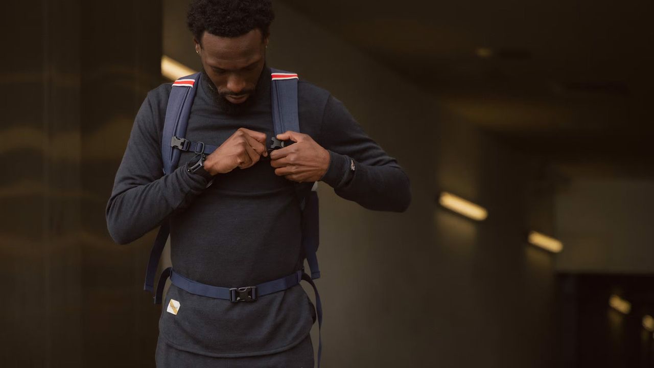 Runner strapping on the Tracksmith Olmsted Pack