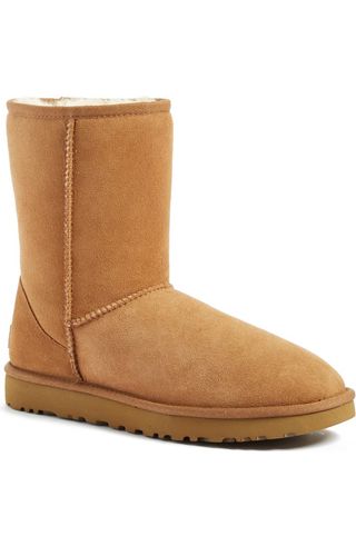 Classic Ii Genuine Shearling Lined Short Boot