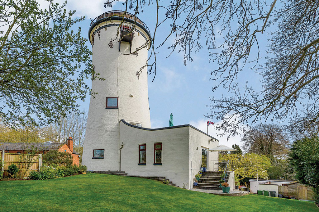The Water Tower, Tainters Hill, Kenilworth, Warwickshire.